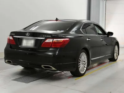 Lexus LS460L