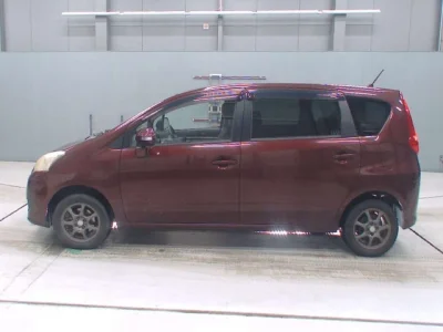Toyota Passo Sette