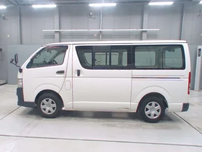 Toyota RegiusAce