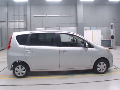 Toyota Passo Sette