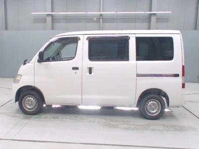 Toyota LiteAce Van