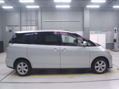 Toyota Estima Hybrid