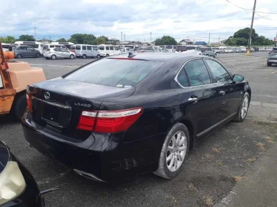 Lexus LS460L