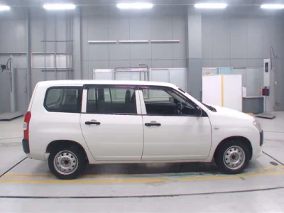 Toyota Succeed