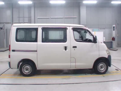 Toyota LiteAce Van