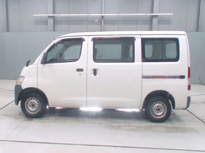Toyota LiteAce Van