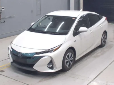 Toyota Prius PHV