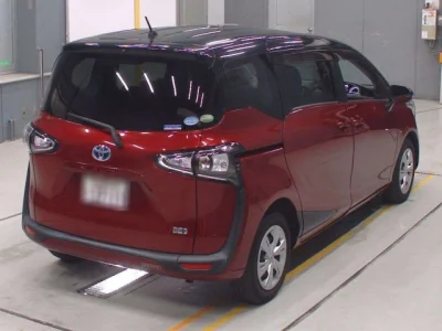 Toyota Sienta