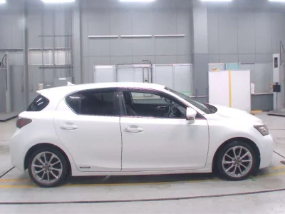 Lexus CT200h