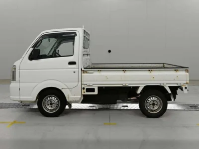 Mazda Scrum Truck