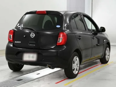 Nissan March
