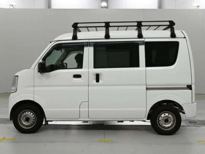 Mitsubishi Minicab Van