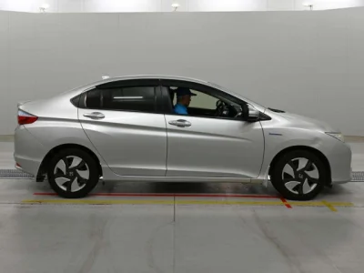 Honda Grace