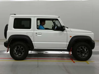 Suzuki Jimny Sierra