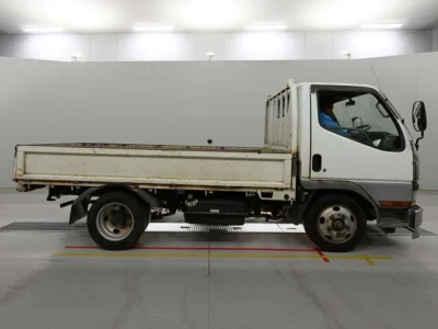 Mitsubishi Fuso Canter