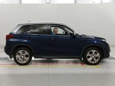 Suzuki Escudo