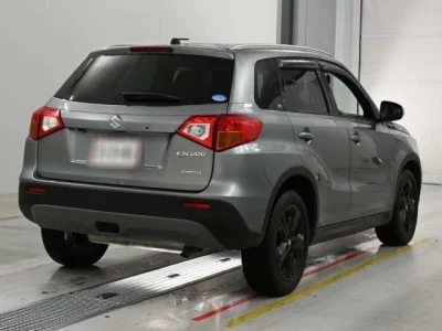 Suzuki Escudo