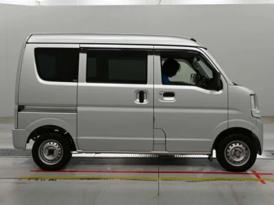 Mitsubishi MINICAB VAN