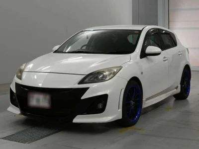 Mazda Axela