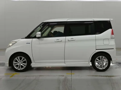 Mitsubishi Delica D:2
