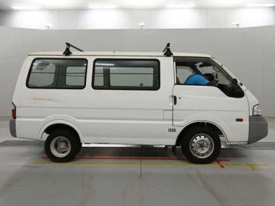 Mazda Bongo Van