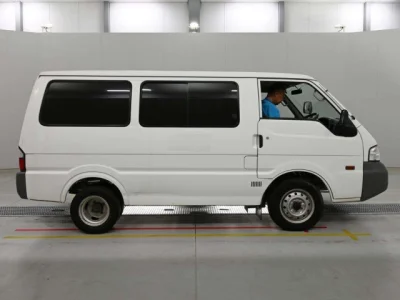 Mazda Bongo Van