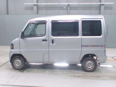 Mitsubishi Minicab Van