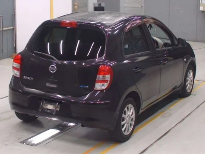 Nissan March