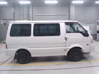 Mazda Bongo Van