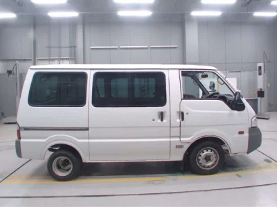 Mazda Bongo Van