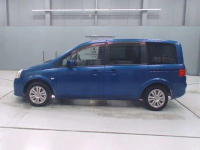 Nissan Lafesta