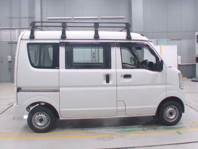 Mitsubishi Minicab Van