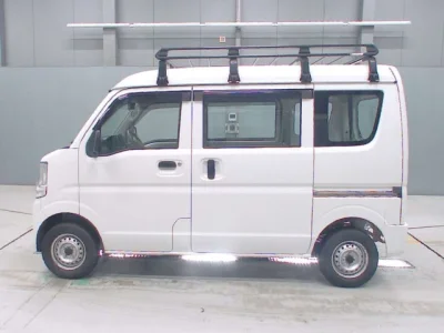 Mitsubishi Minicab Van