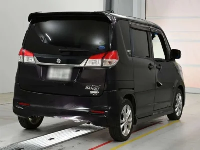 Suzuki Solio
