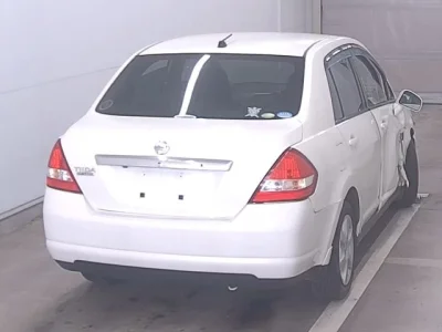 Nissan Tiida Latio