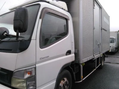Mitsubishi Fuso Canter