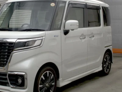 Suzuki Spacia