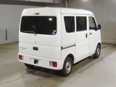 Mitsubishi Minicab Van