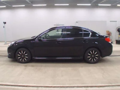 Subaru Legacy B4