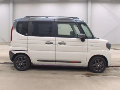 Suzuki Spacia Gear