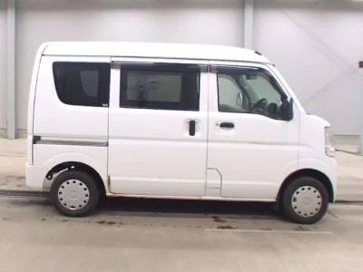 Mitsubishi Minicab Van