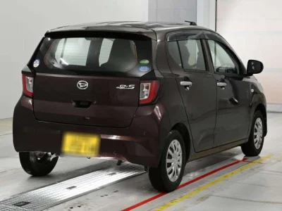Daihatsu MIRA E S