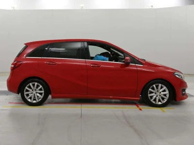 Mercedes-Benz B-Class