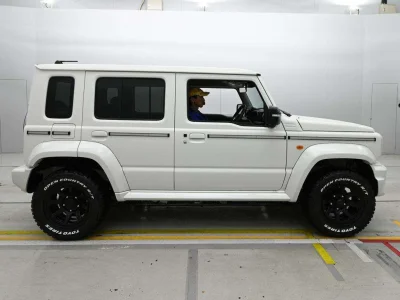Suzuki JIMNY NOMADE