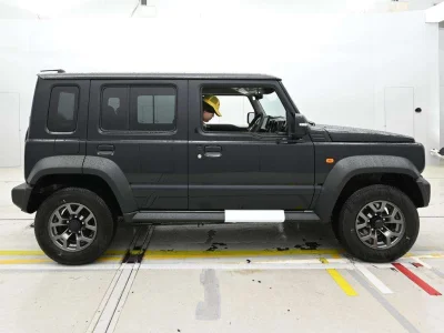 Suzuki JIMNY NOMADE