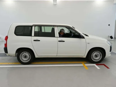 Toyota Succeed