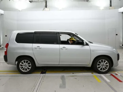 Toyota Succeed