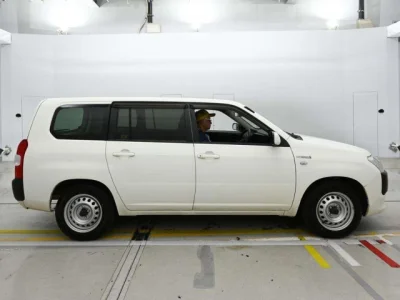 Toyota Succeed