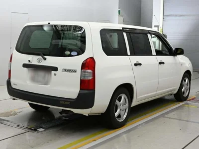 Toyota Succeed