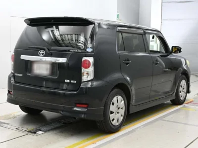 Toyota Corolla Rumion